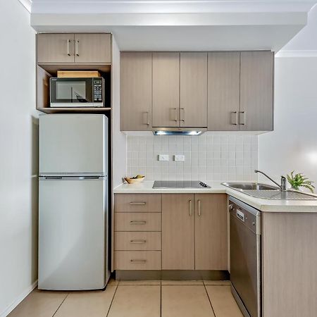 Studio 8 On Waterson Ерлі-Біч Екстер'єр фото